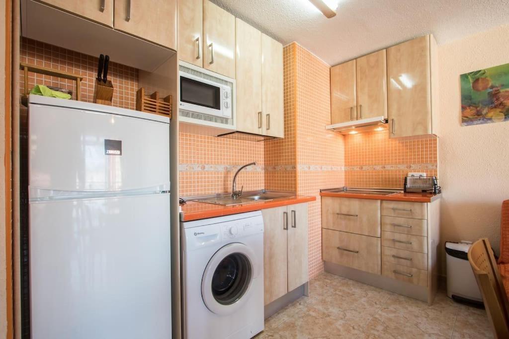 Apartamento Con Vistas A La Playa De Levante Benidorm Dış mekan fotoğraf